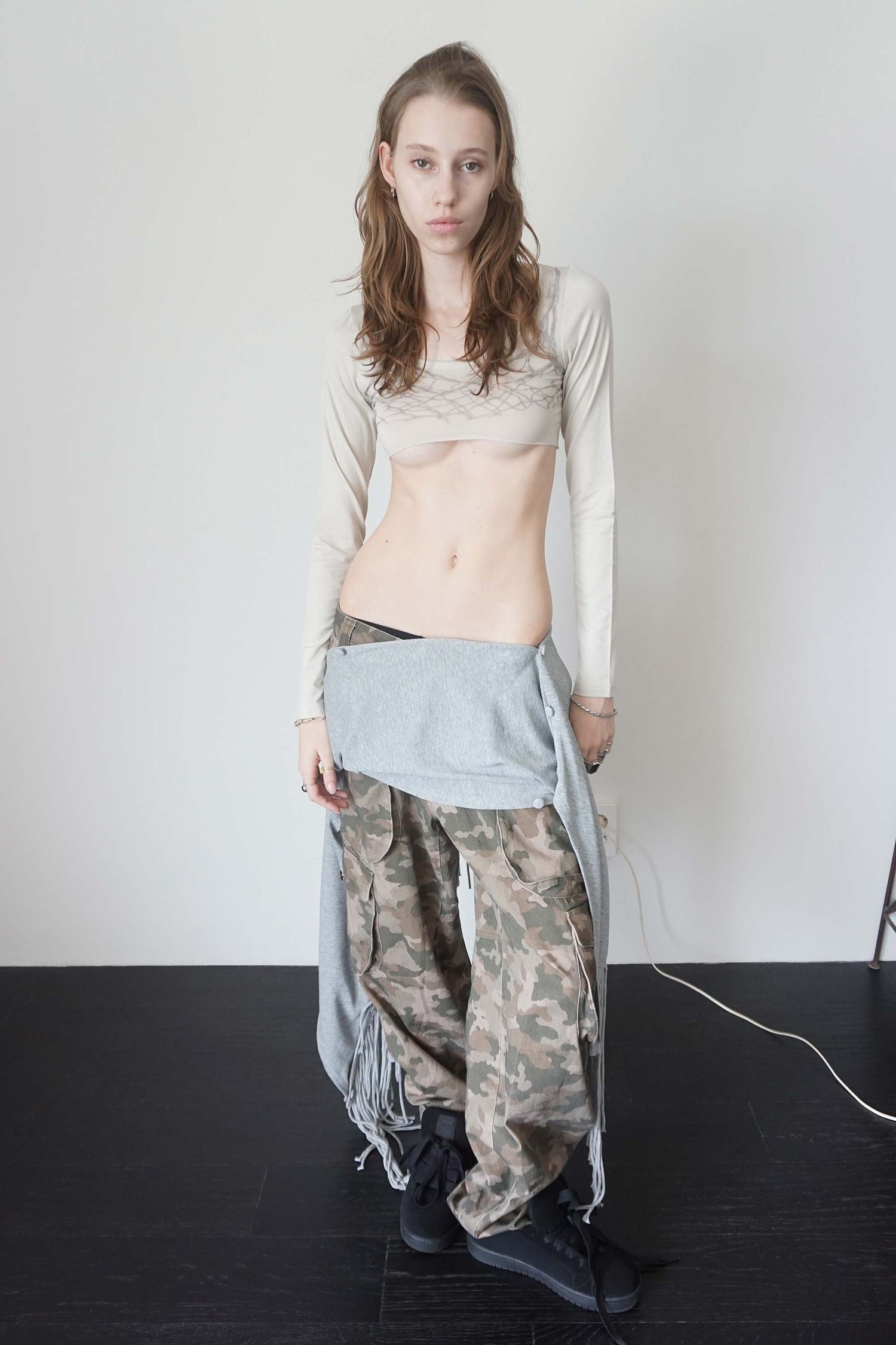 Micro Underboob Tee Beige