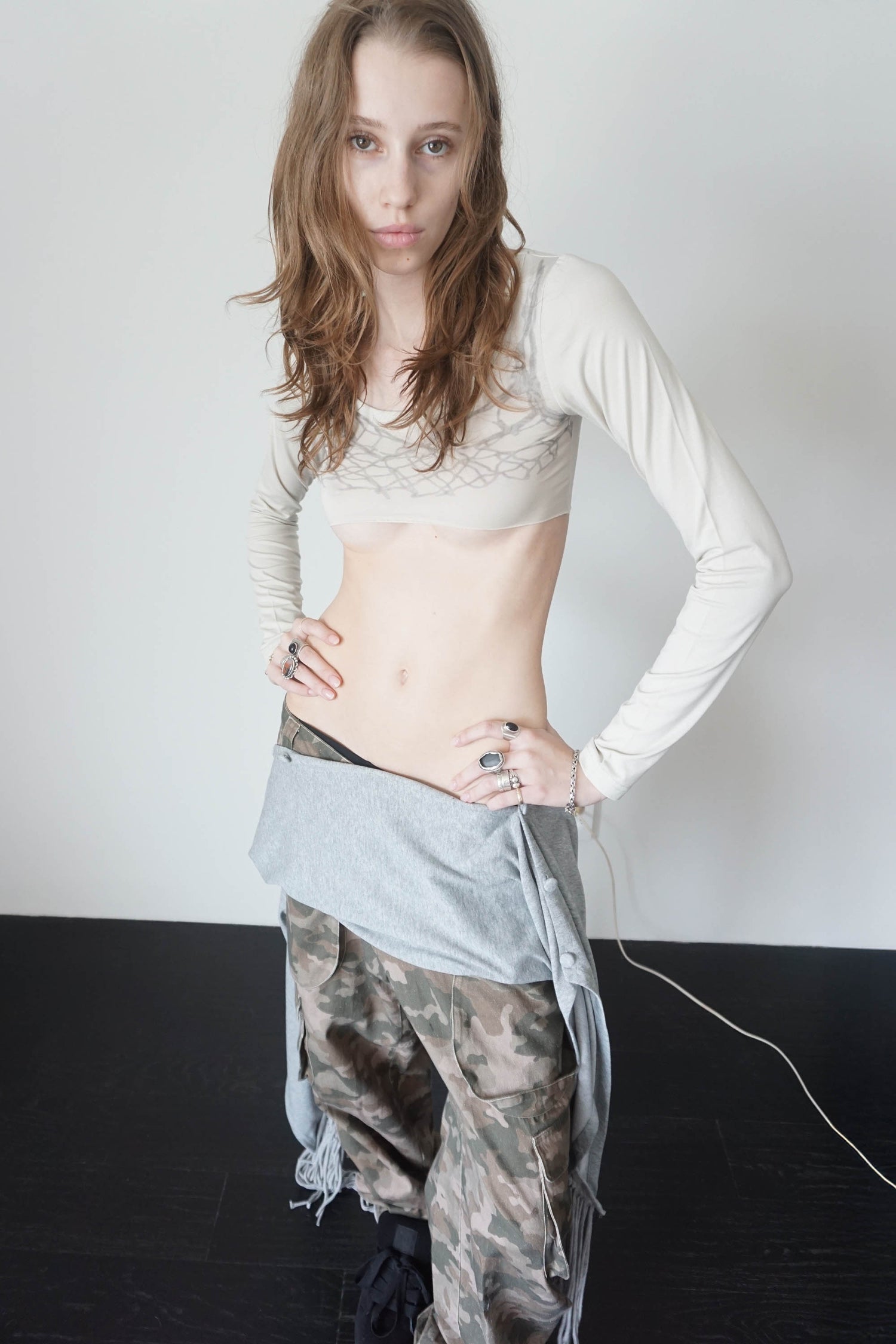 Micro Underboob Tee Beige