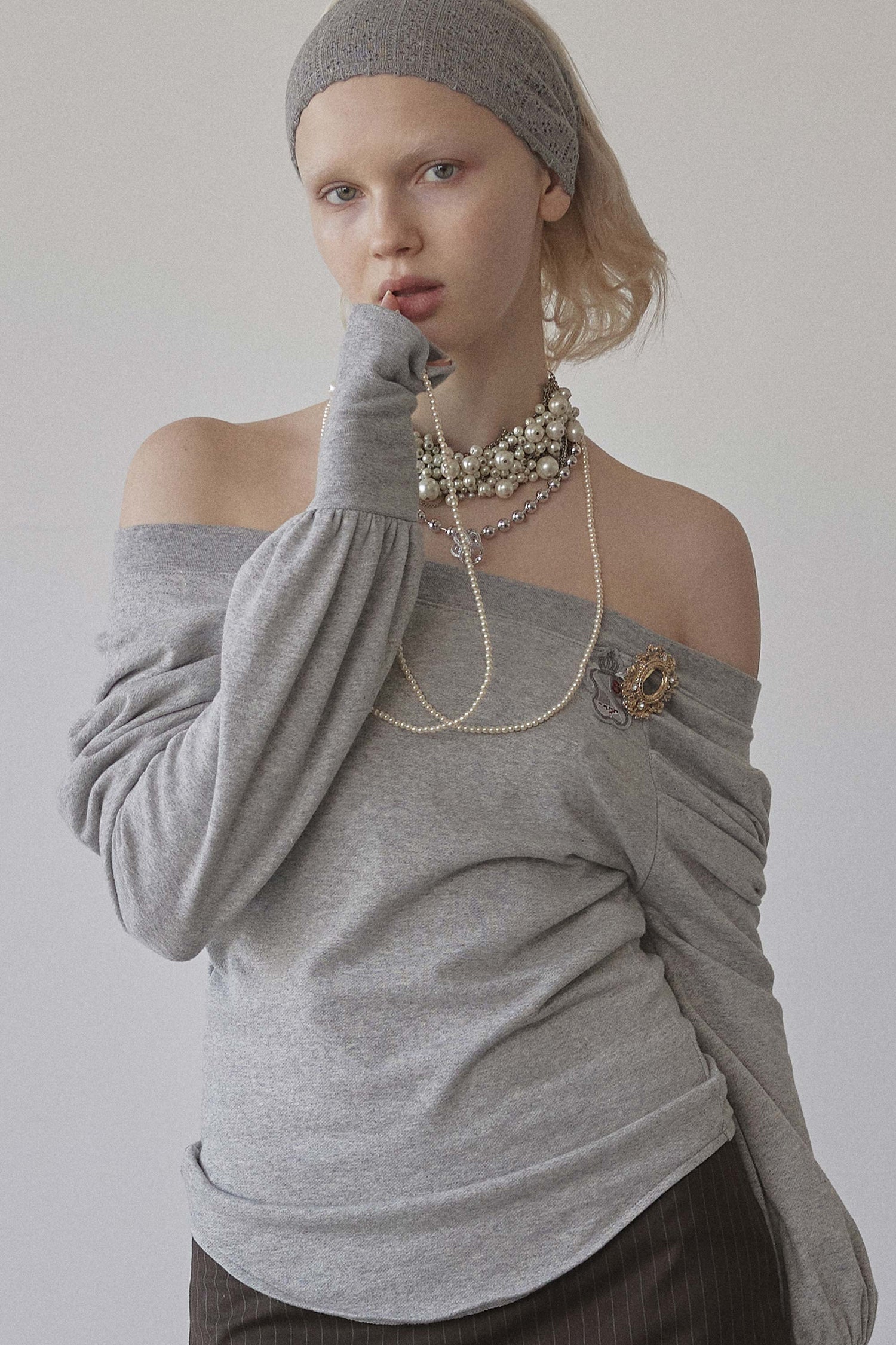 Princess Off-Shoulder Tee Melange Gray