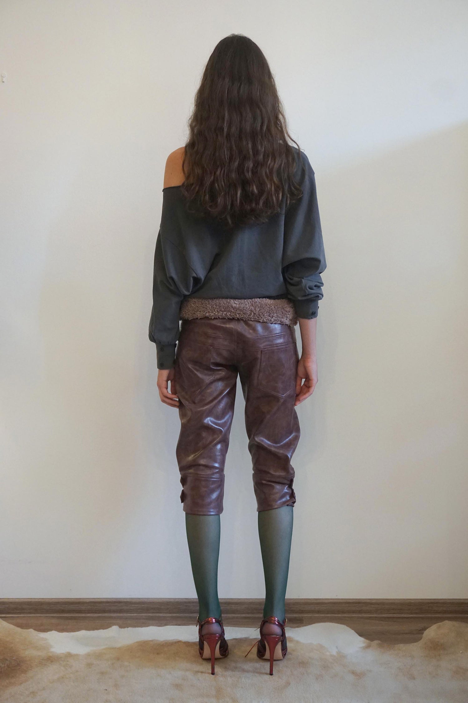 Boho Washed Off-Shoulder Tee Charcoal