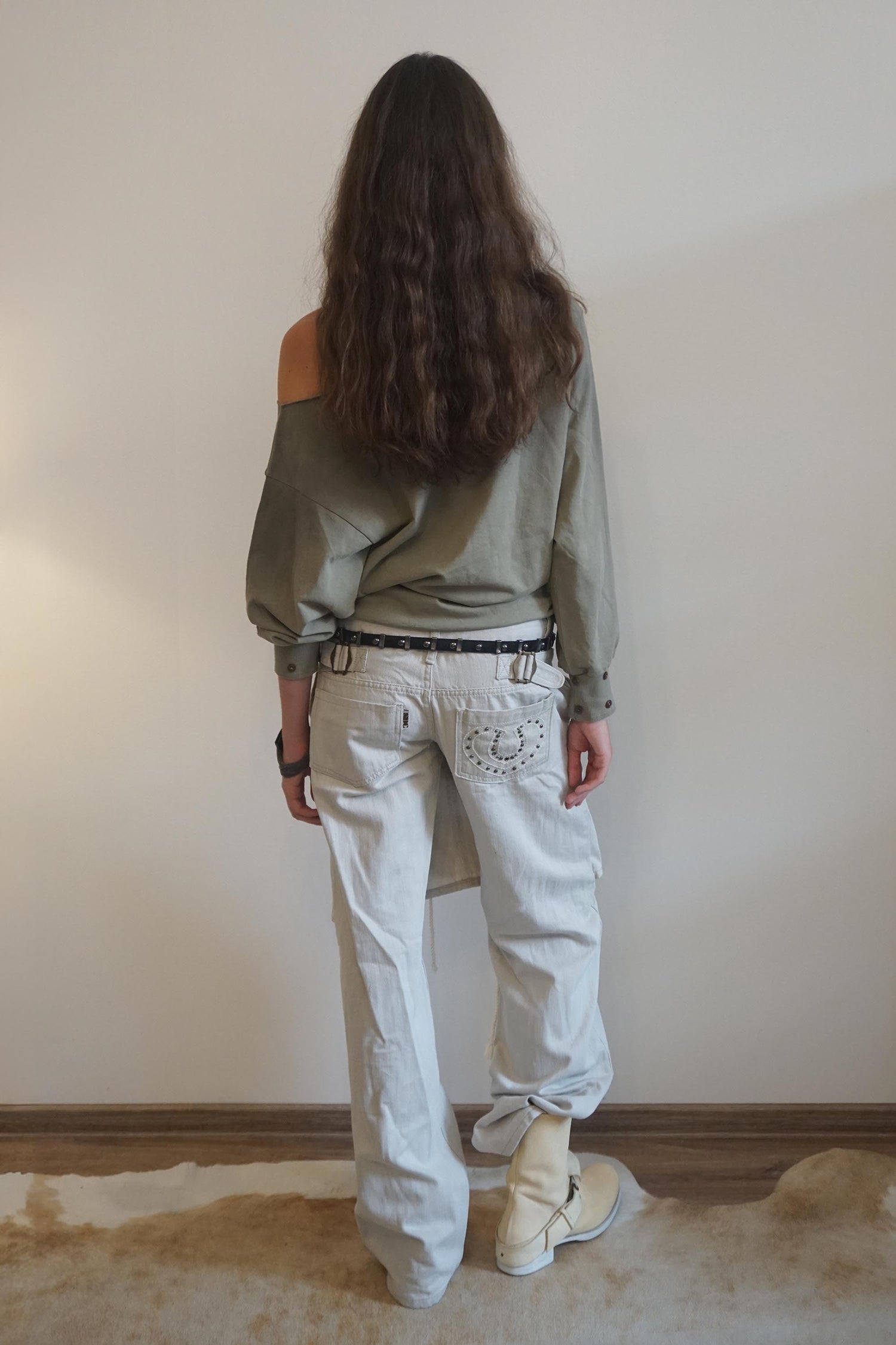 Boho Washed Off-Shoulder Tee Khaki