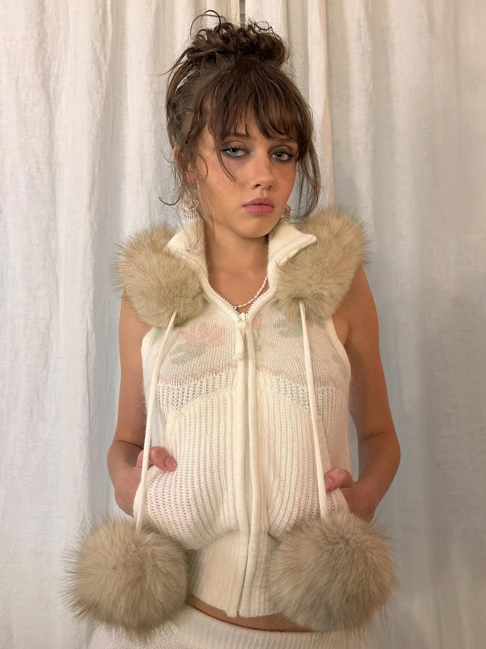 Zen Nordic Hooded Zip-Up Vest White – Sculptor