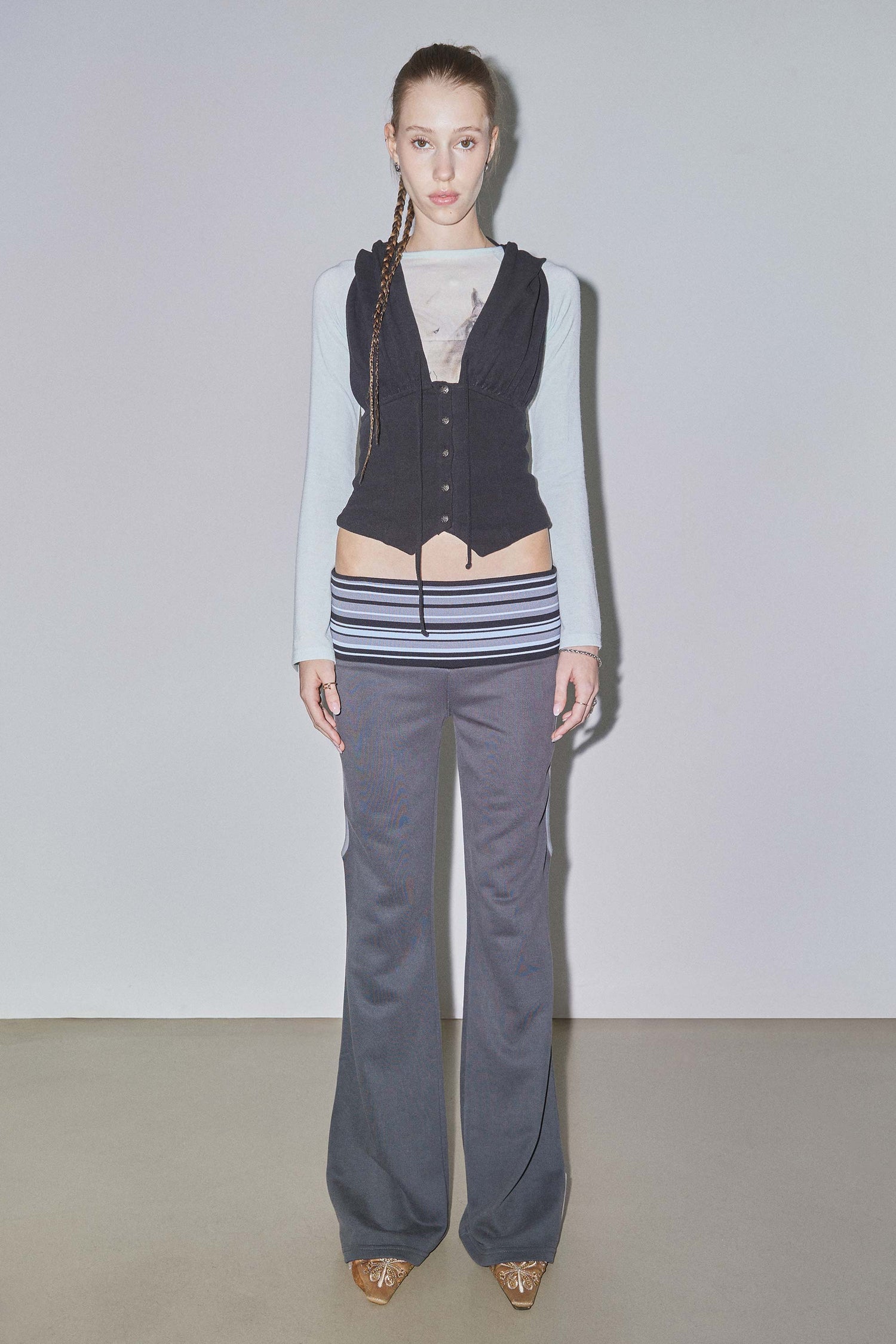 Cut Out Stripe Sweatpants Charcoal