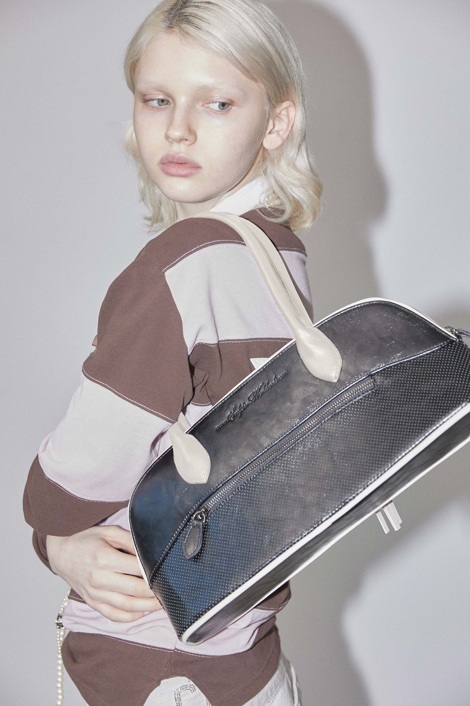 Flower Bowling Bag Glossy Black