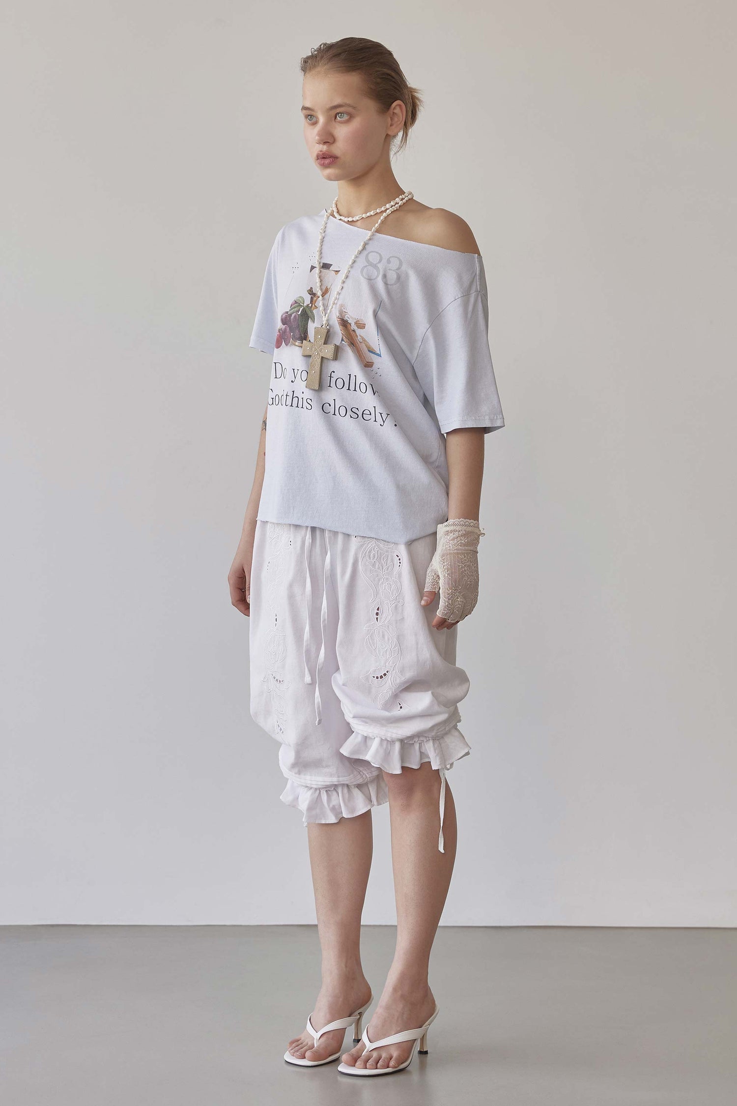 83 Faith Cut Out Tee Washed Blue