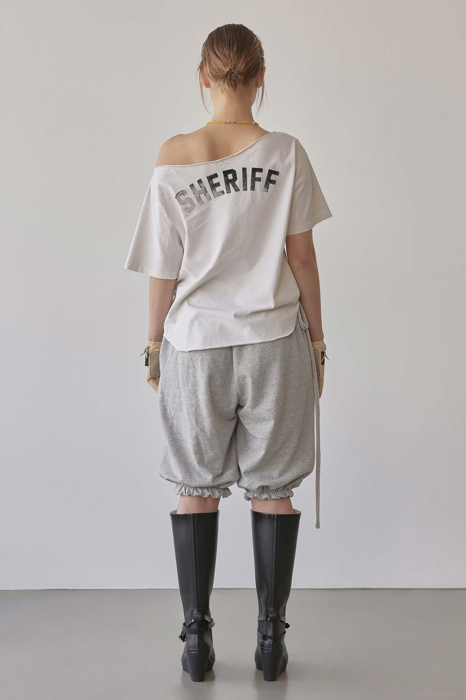 Sheriff Cut Out Tee Dirty White