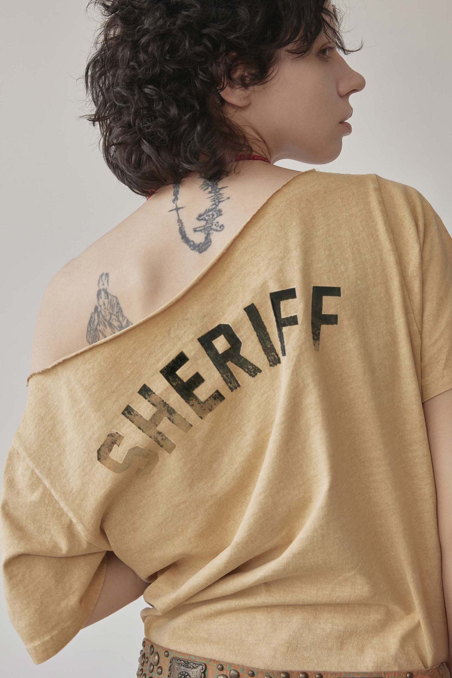 Sheriff Cut Out Tee Yellow