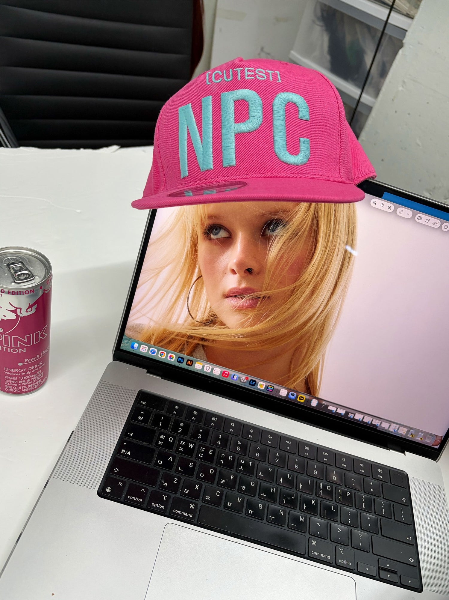 NPC Kitty Snapback Cap Acid Pink