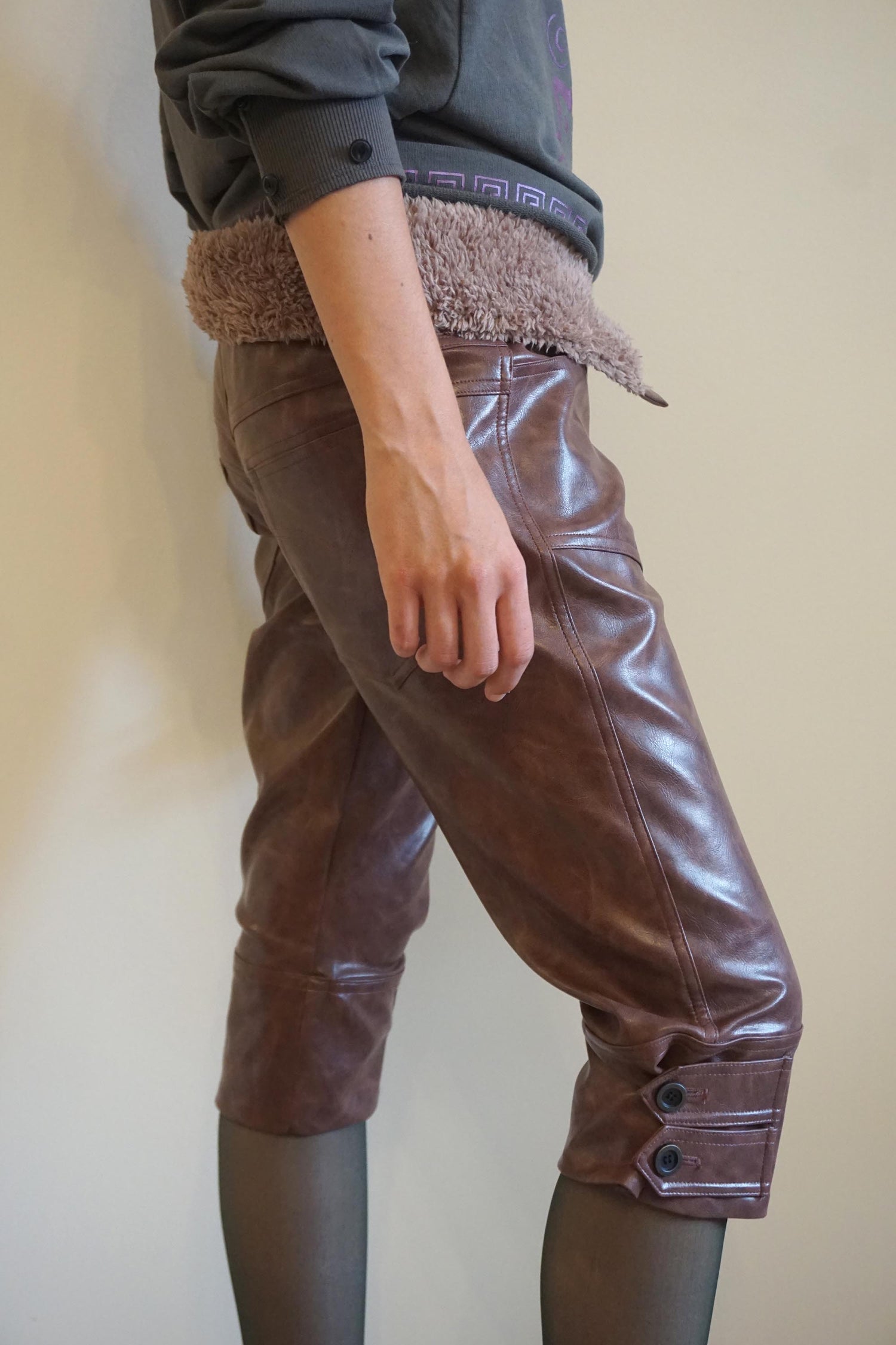 Capri Faux Leather Pants Burgundy