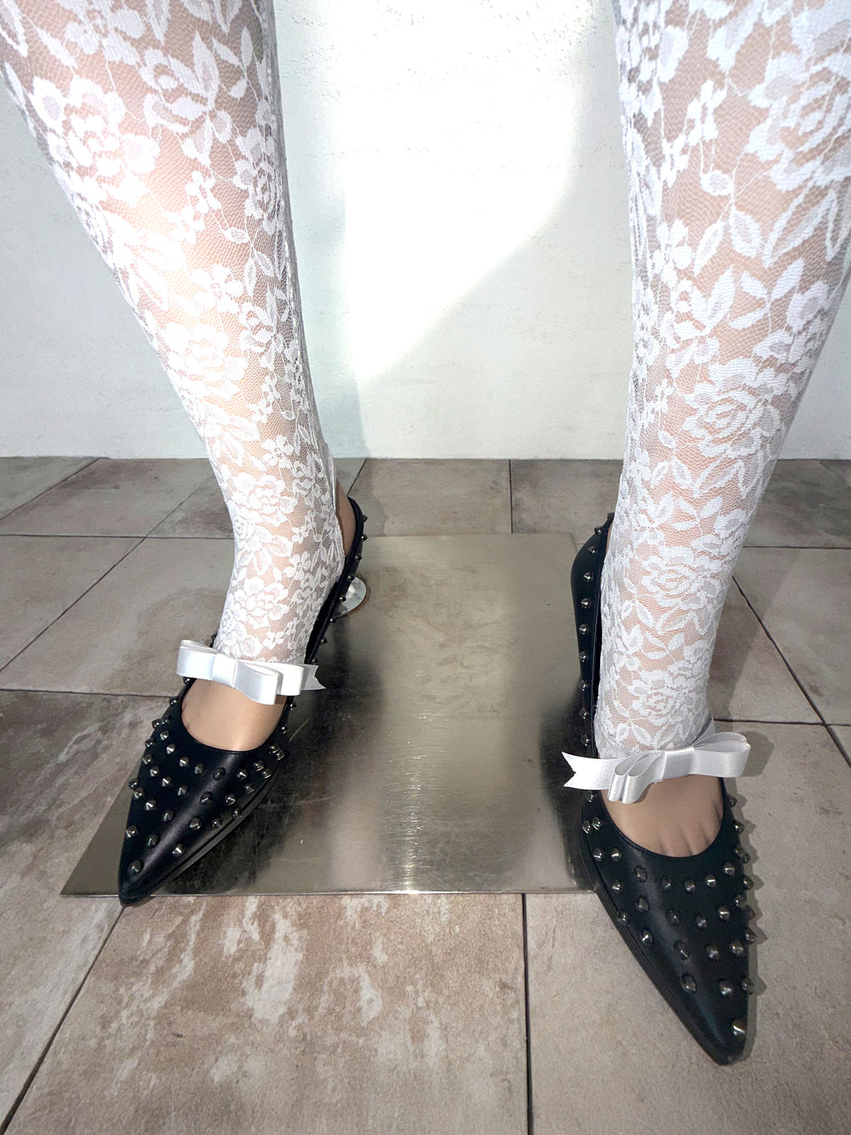 Cheeky Lace Leggings Silver