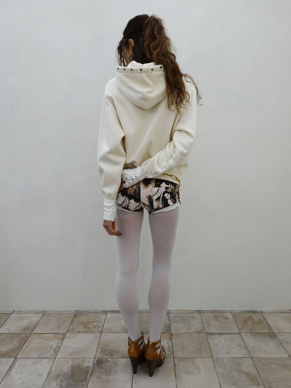 Chic Hoodie Dirty White