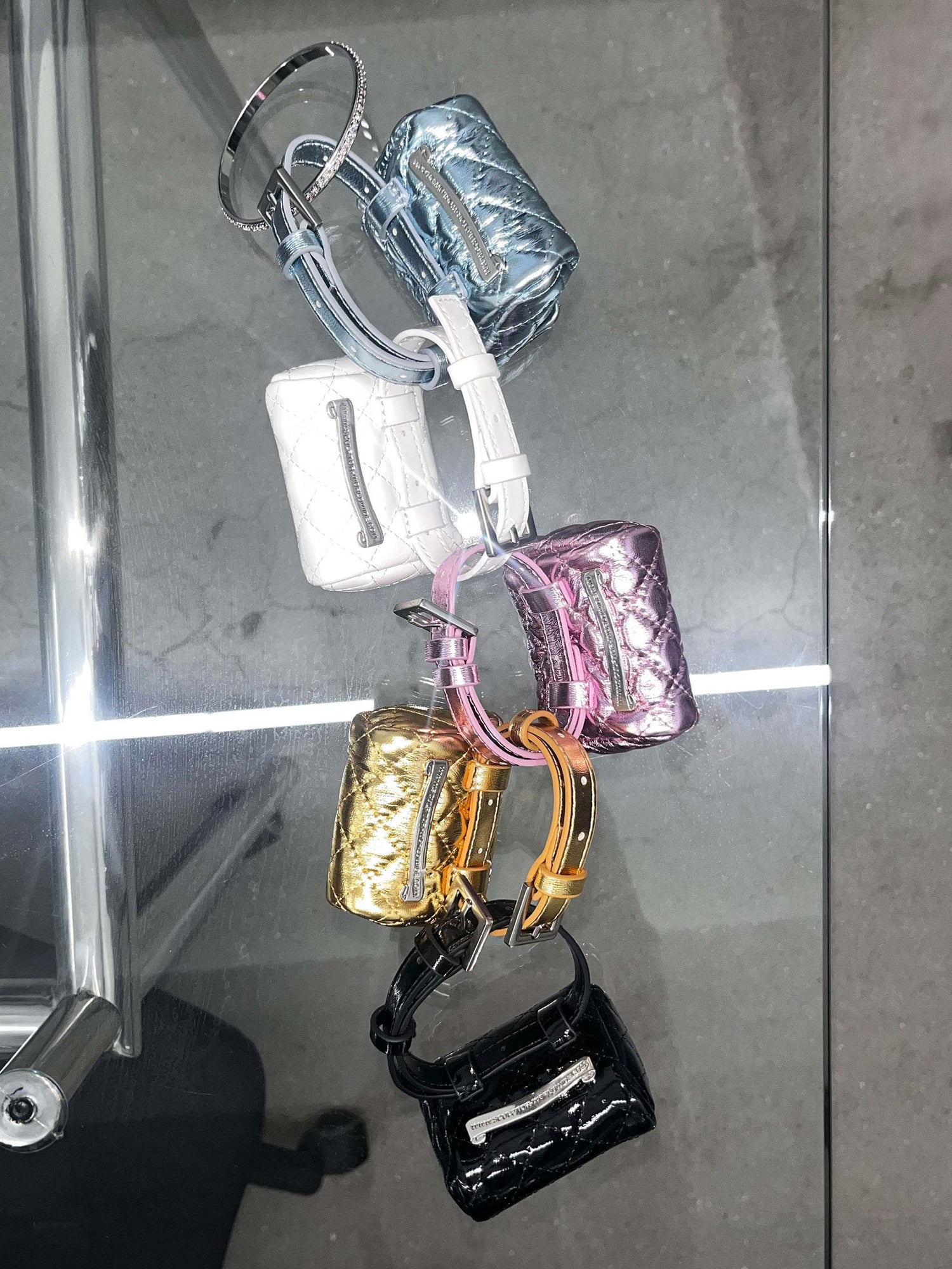 I Coin Purse Enamel White