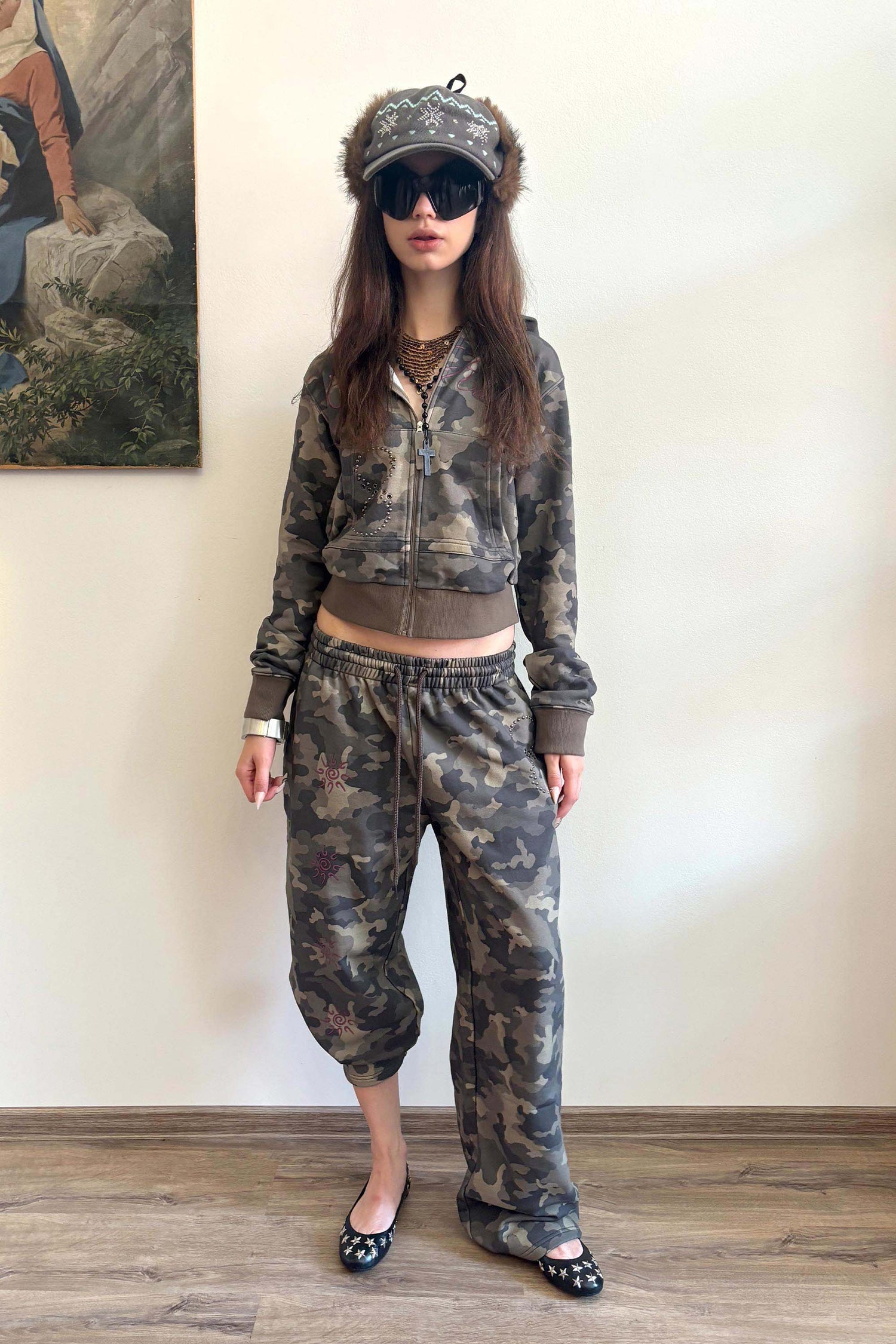 Karma Sweatpants Forest Camo