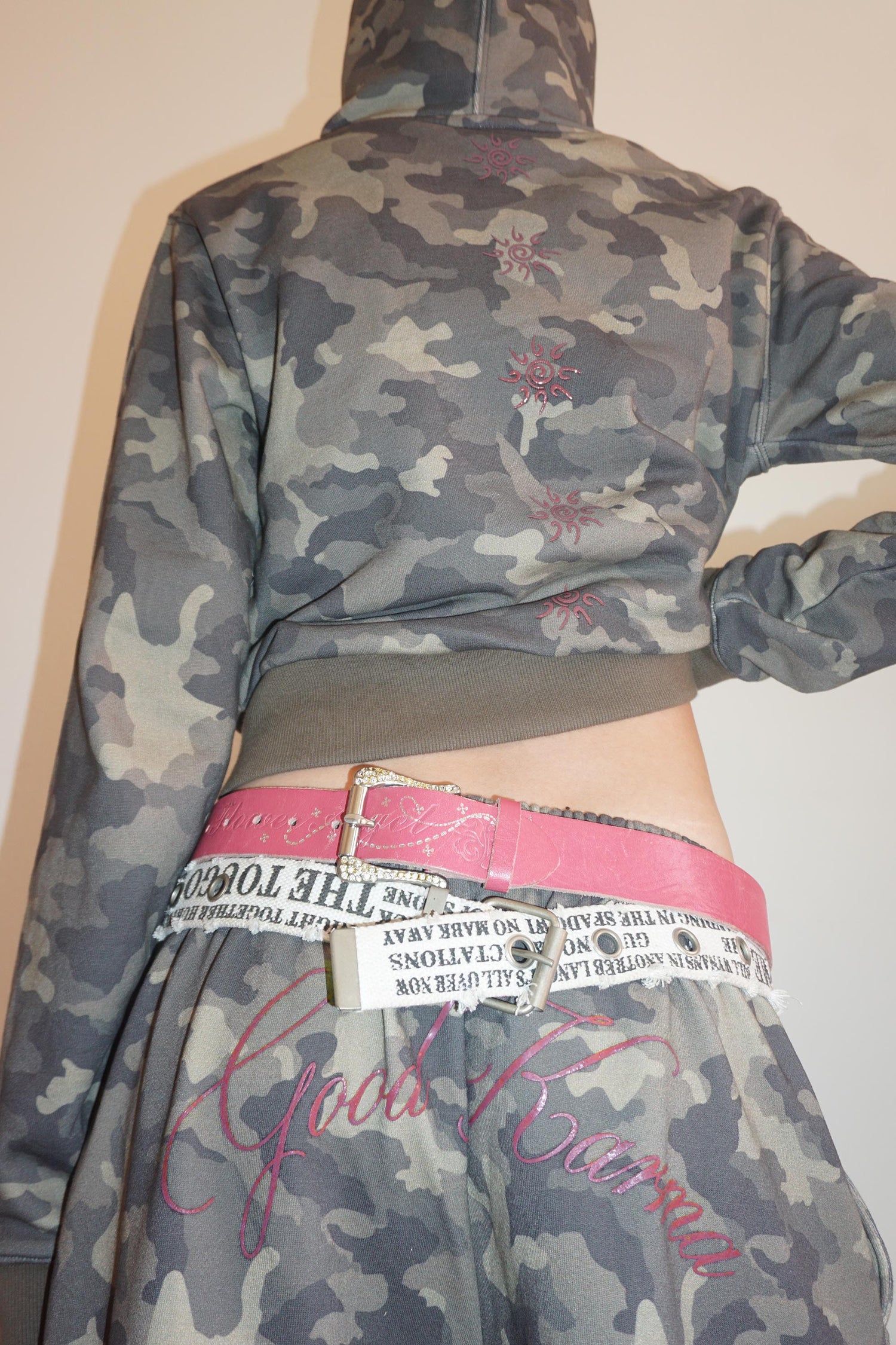 Karma Sweatpants Forest Camo