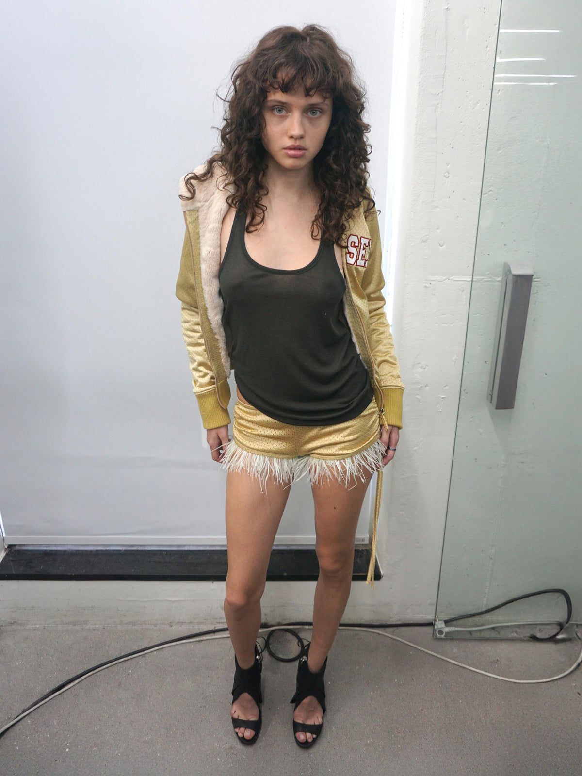 Gym Hooded Zip-Up Gold