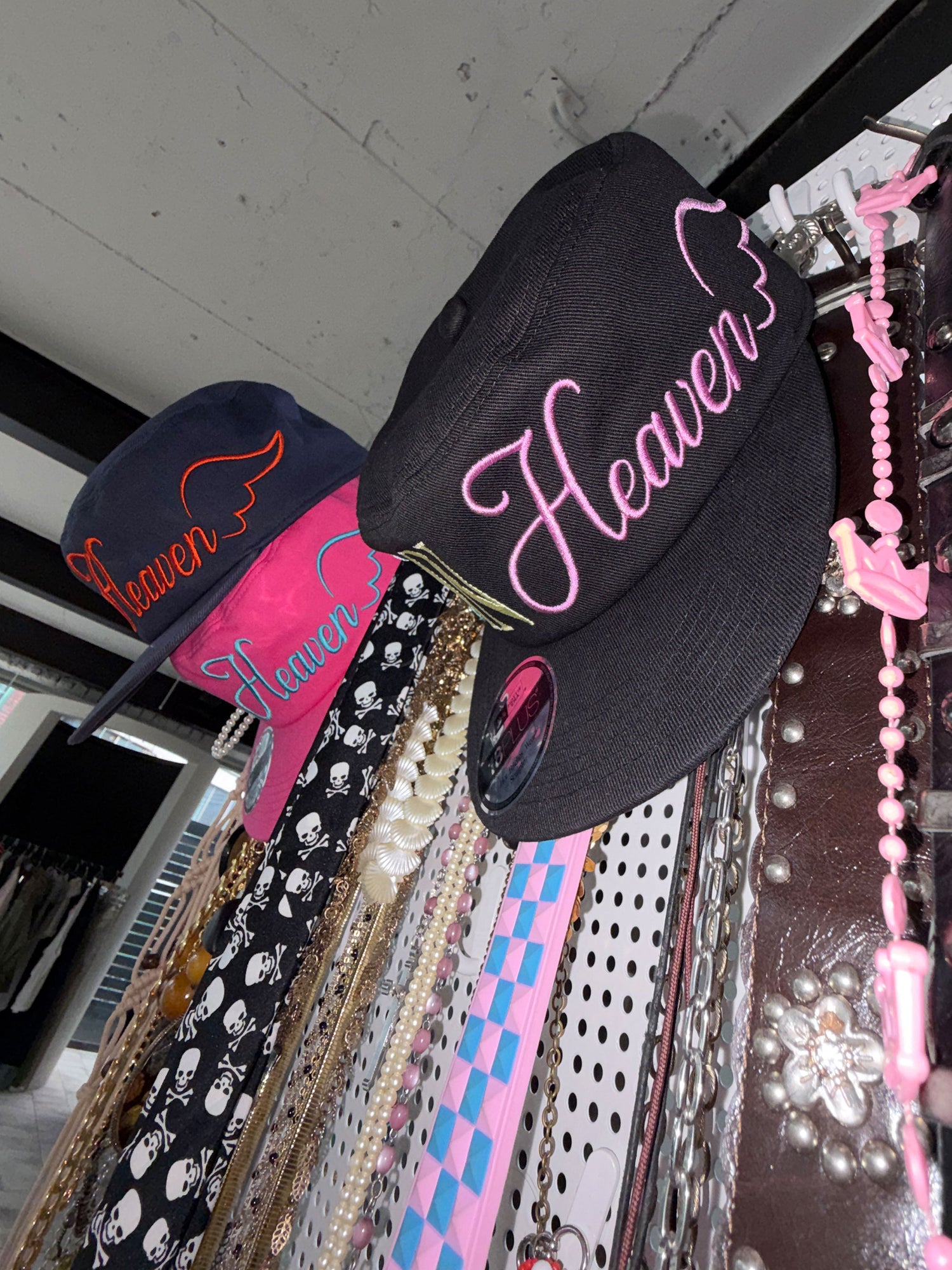 Heaven Pillbox Cap Black