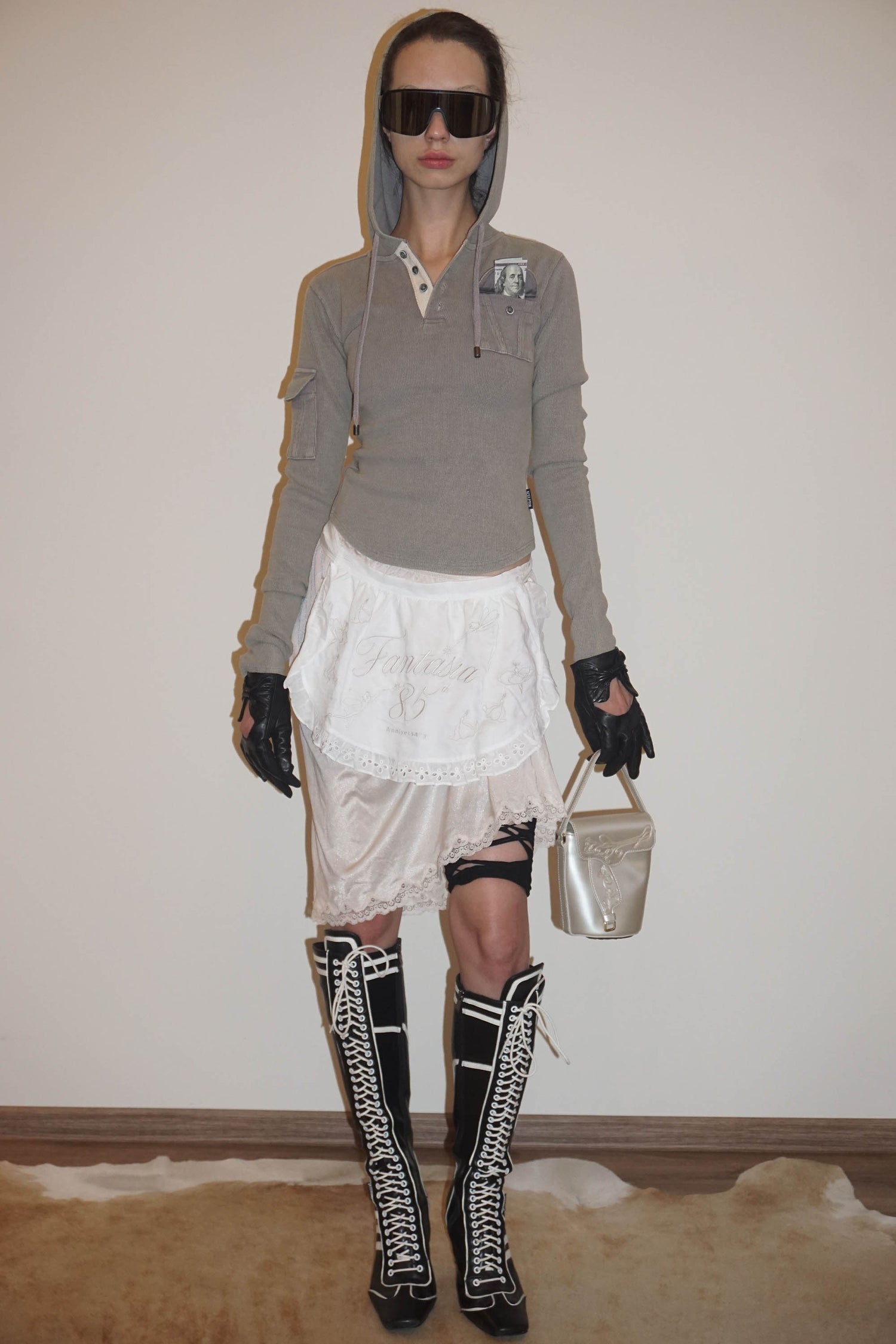 Saddle Bucket Bag Light Silver