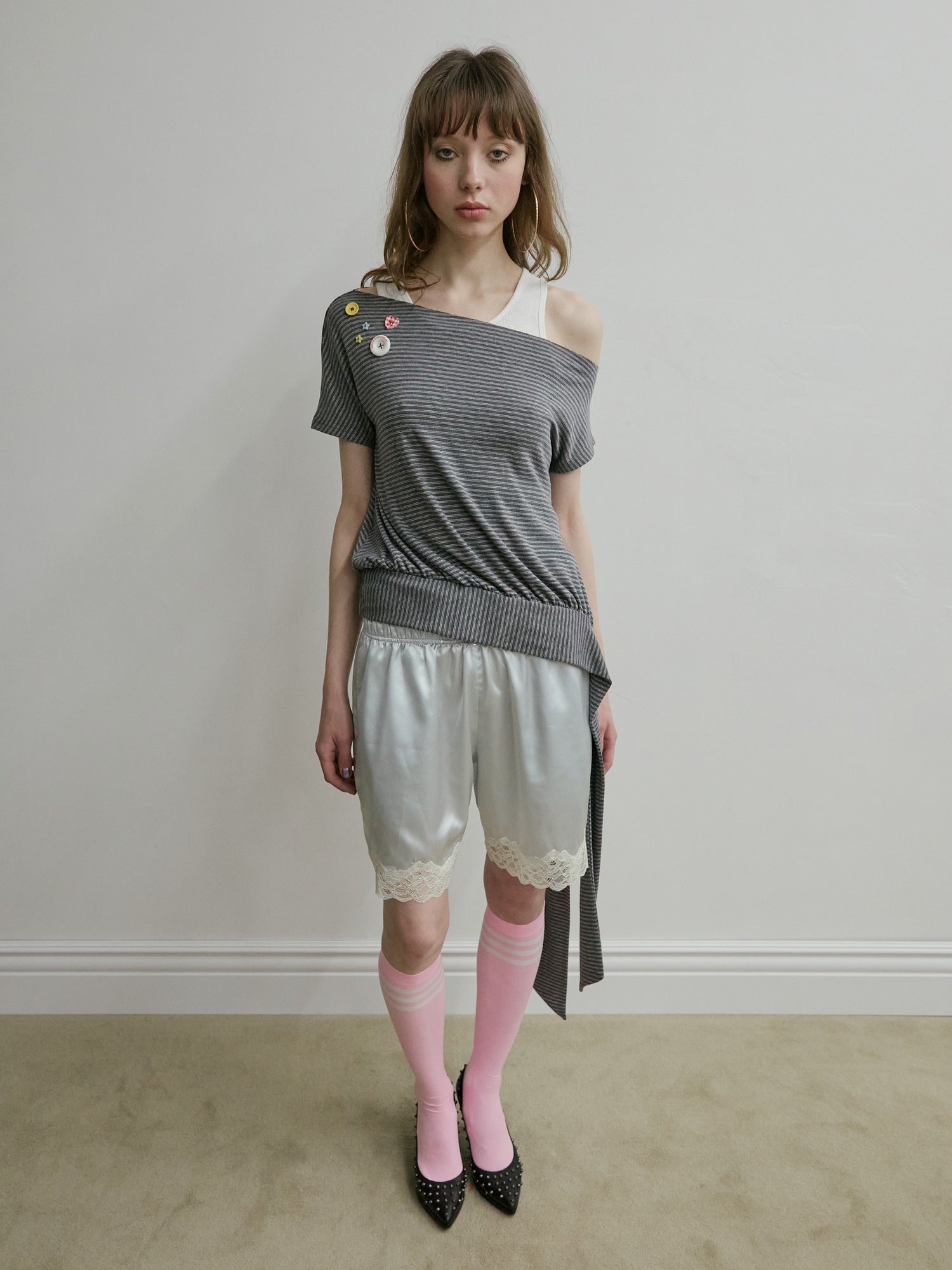 Off-Shoulder Button Tee Melange Gray