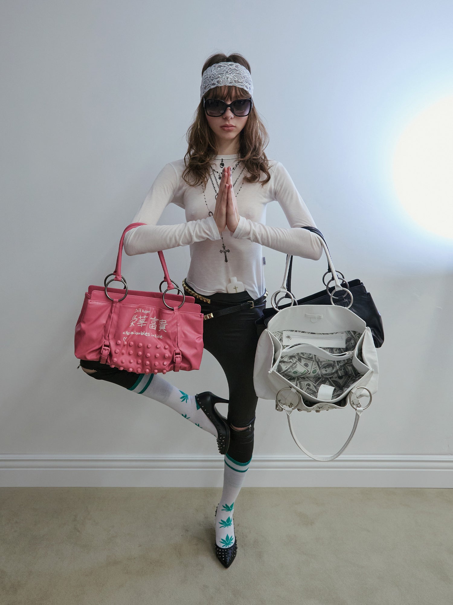 Faux Necklace Tee White/Black