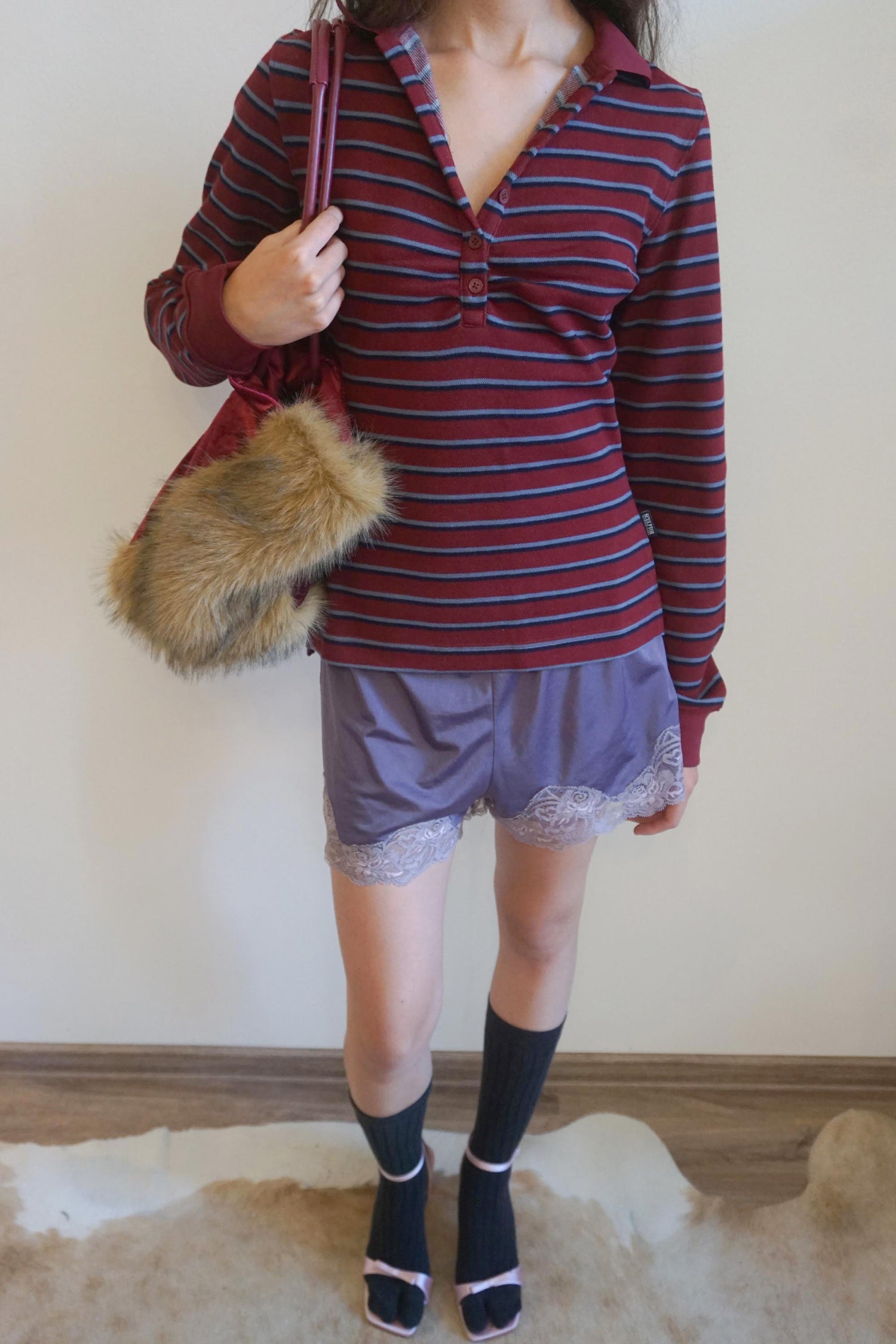 Shirring Tennis Shirt Wine Stripe